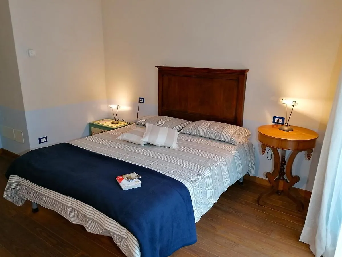 Frühstückspension Bed and Breakfast La Chouette Pieve di Teco