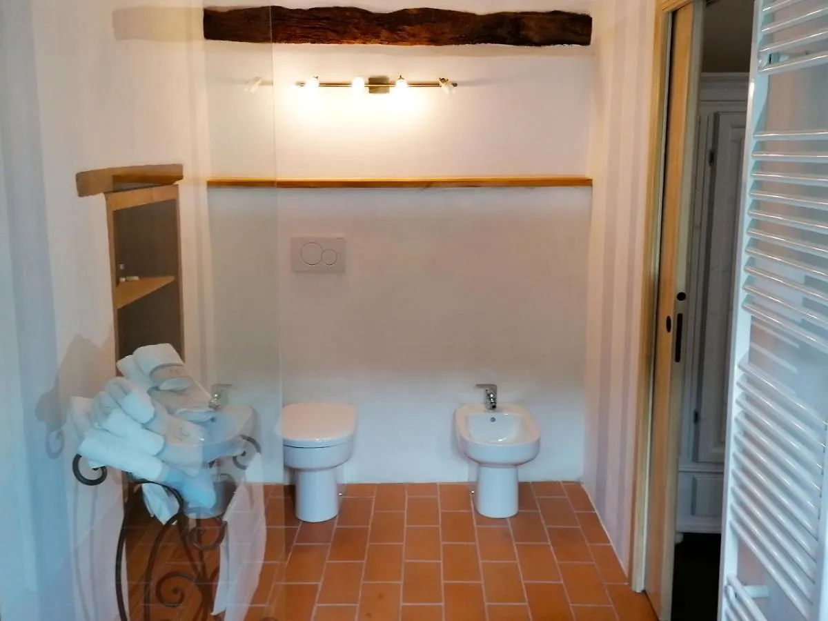 La Chouette Bed and Breakfast Pieve di Teco Bed & Breakfast